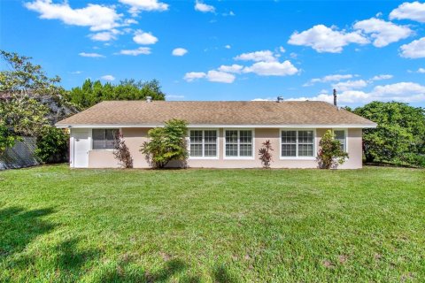 Casa en alquiler en Kissimmee, Florida, 4 dormitorios, 146.6 m2 № 1908495 - foto 20