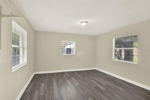 Casa en alquiler en Kissimmee, Florida, 4 dormitorios, 146.6 m2 № 1908495 - foto 11