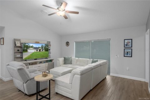 House in Weeki Wachee, Florida 3 bedrooms, 167.78 sq.m. № 1818996 - photo 20
