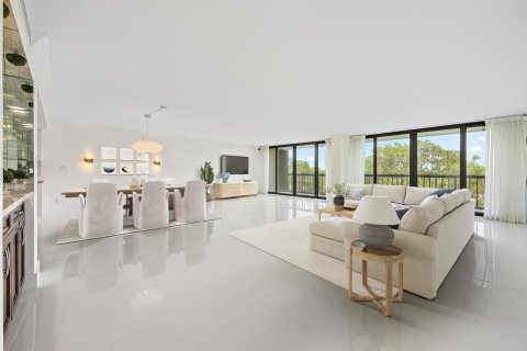 Condominio en West Palm Beach, Florida, 3 dormitorios  № 2175868