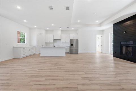 House in Dunnellon, Florida 4 bedrooms, 218.51 sq.m. № 2133782 - photo 7