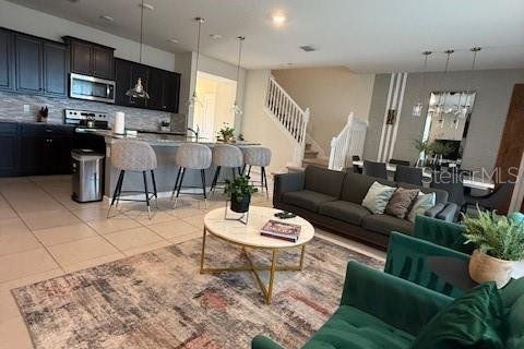 Casa en venta en Davenport, Florida, 5 dormitorios, 212.1 m2 № 1735174 - foto 23