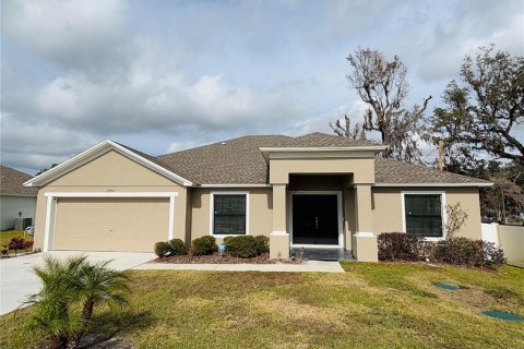 Casa en venta en Lakeland, Florida, 4 dormitorios, 214.98 m2 № 1554896 - foto 1