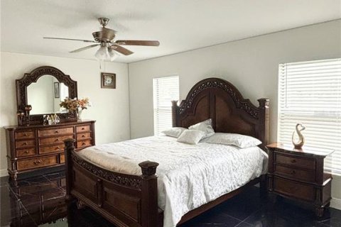 Casa en venta en Lakeland, Florida, 4 dormitorios, 214.98 m2 № 1554896 - foto 12