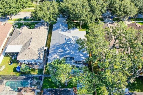 House in Valrico, Florida 5 bedrooms, 223.89 sq.m. № 2213738 - photo 25