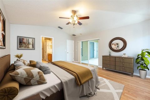 House in Valrico, Florida 5 bedrooms, 223.89 sq.m. № 2213738 - photo 9