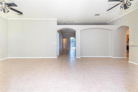 House in Valrico, Florida 5 bedrooms, 223.89 sq.m. № 2213738 - photo 5
