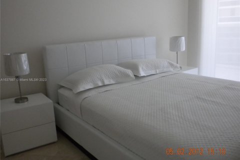 Снять в аренду кондоминиум в Халландейл-Бич, Флорида 2 спальни, 144.37м2, № 1980847 - фото 14