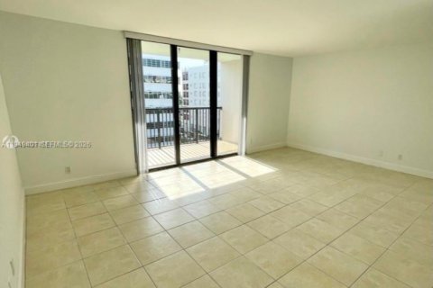 Apartment in Miami Beach, Florida 1 bedroom, 81.38 sq.m. № 2005166 - photo 15