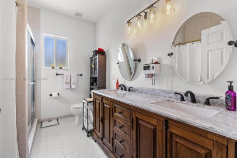 House in Homestead, Florida 4 bedrooms, 163.69 sq.m. № 1760887 - photo 17