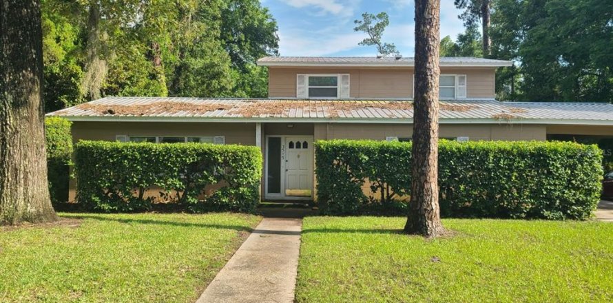 Casa en Gainesville, Florida 5 dormitorios, 215.9 m2 № 1843294