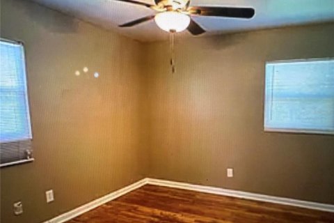 Снять в аренду виллу или дом в Гейнсвилл, Флорида 5 спален, 215.9м2, № 1843294 - фото 6