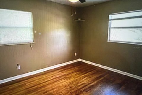 Снять в аренду виллу или дом в Гейнсвилл, Флорида 5 спален, 215.9м2, № 1843294 - фото 4