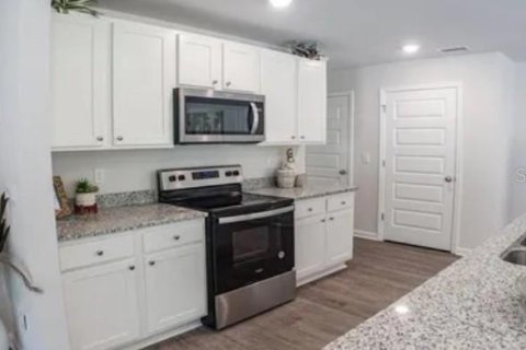 House in Tallahassee, Florida 3 bedrooms, 157.66 sq.m. № 1540663 - photo 7