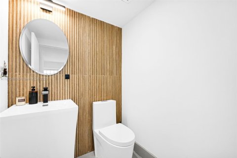 Condominio en venta en Fort Lauderdale, Florida, 3 dormitorios, 200.76 m2 № 2036710 - foto 23