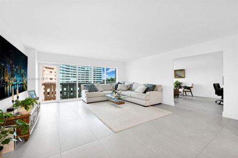 Condominio en venta en Fort Lauderdale, Florida, 3 dormitorios, 200.76 m2 № 2036710 - foto 8