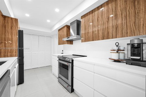 Condominio en venta en Fort Lauderdale, Florida, 3 dormitorios, 200.76 m2 № 2036710 - foto 13