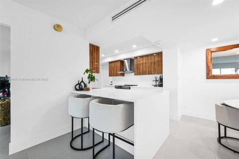Condominio en venta en Fort Lauderdale, Florida, 3 dormitorios, 200.76 m2 № 2036710 - foto 10