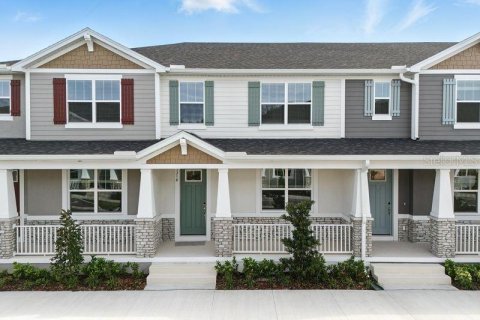 Townhouse in Winter Springs, Florida 3 bedrooms, 137.12 sq.m. № 1831467 - photo 1