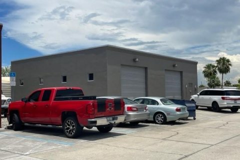 Commercial property in Longwood, Florida 1783.72 sq.m. № 546580 - photo 32
