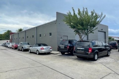 Commercial property in Longwood, Florida 1783.72 sq.m. № 546580 - photo 24