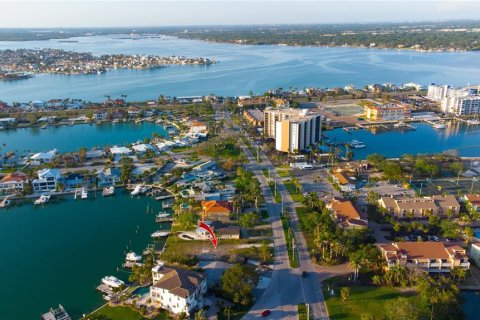 Land in Treasure Island, Florida № 1525210 - photo 16