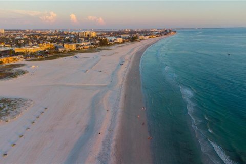 Land in Treasure Island, Florida № 1525210 - photo 6