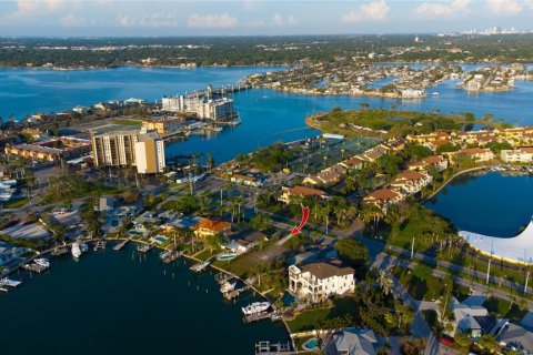 Land in Treasure Island, Florida № 1525210 - photo 17