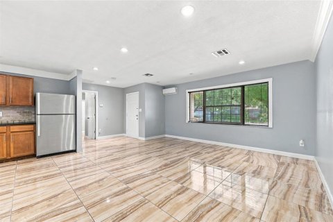 Villa ou maison à louer à Winter Park, Floride: 5 chambres, 213.68 m2 № 2361323 - photo 7