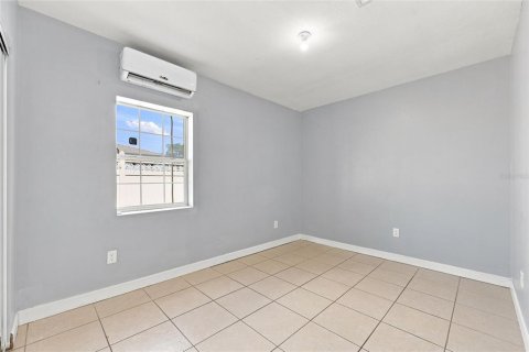 Villa ou maison à louer à Winter Park, Floride: 5 chambres, 213.68 m2 № 2361323 - photo 17