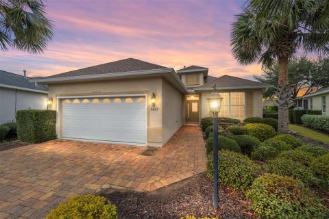 House in Ocala, Florida 2 bedrooms, 158.96 sq.m. № 1527015 - photo 2