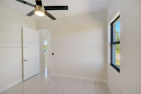 Купить виллу или дом в Лихай-Эйкерс, Флорида 3 спальни, 148.92м2, № 1954904 - фото 22