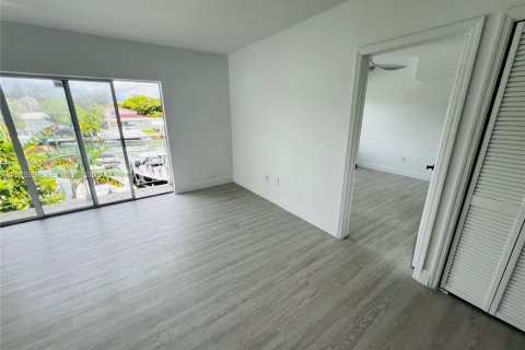 Apartamento en alquiler en Miami Beach, Florida, 2 dormitorios, 106.84 m2 № 2086166 - foto 10