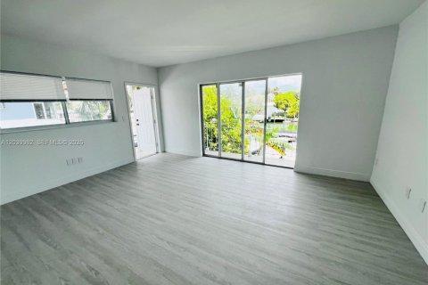 Apartamento en alquiler en Miami Beach, Florida, 2 dormitorios, 106.84 m2 № 2086166 - foto 4