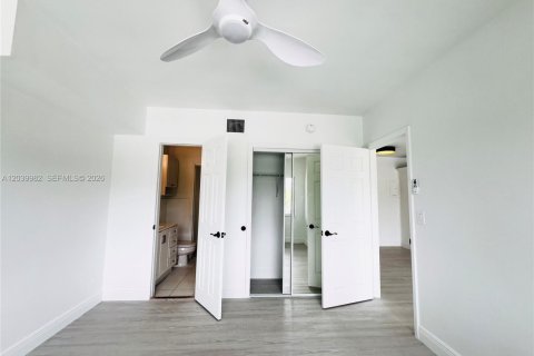 Apartamento en alquiler en Miami Beach, Florida, 2 dormitorios, 106.84 m2 № 2086166 - foto 13