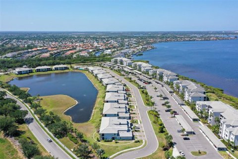 Condo in Bradenton, Florida, 3 bedrooms  № 1737214 - photo 2