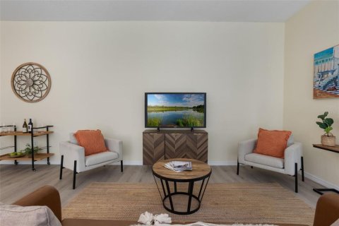 Adosado en venta en Kissimmee, Florida, 3 dormitorios, 160.54 m2 № 1786083 - foto 10