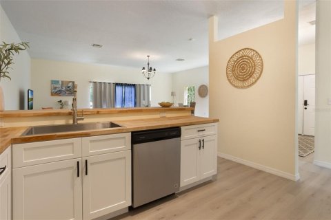Adosado en venta en Kissimmee, Florida, 3 dormitorios, 160.54 m2 № 1786083 - foto 14