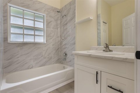 Adosado en venta en Kissimmee, Florida, 3 dormitorios, 160.54 m2 № 1786083 - foto 4