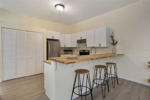 Adosado en venta en Kissimmee, Florida, 3 dormitorios, 160.54 m2 № 1786083 - foto 15