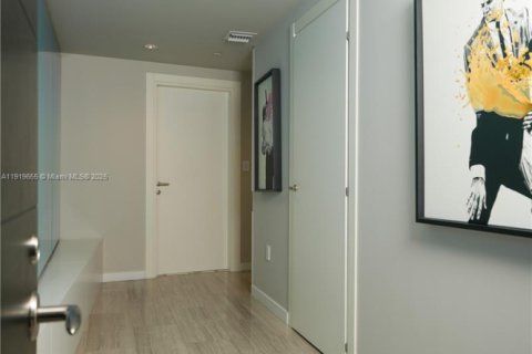 Купить кондоминиум в Майами, Флорида 1 спальня, 88.26м2, № 2053547 - фото 22