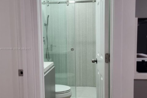 Apartment in Sweetwater, Florida 1 bedroom № 1987845 - photo 8