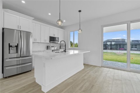 Casa en alquiler en Port Charlotte, Florida, 4 dormitorios, 197.79 m2 № 1824959 - foto 8