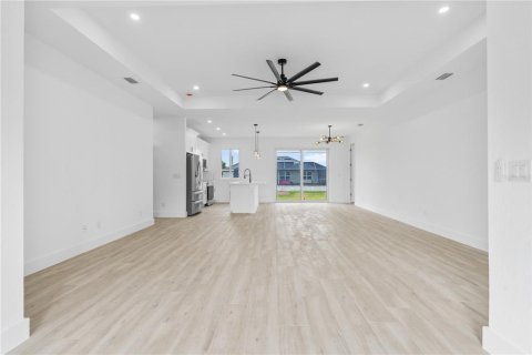 Casa en alquiler en Port Charlotte, Florida, 4 dormitorios, 197.79 m2 № 1824959 - foto 2