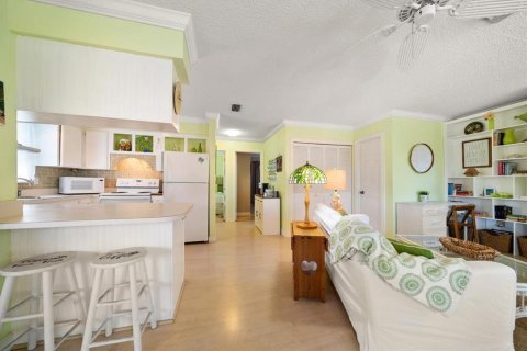 Copropriété à vendre à Indian Rocks Beach, Floride: 2 chambres, 69.21 m2 № 1909528 - photo 8