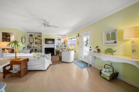 Copropriété à vendre à Indian Rocks Beach, Floride: 2 chambres, 69.21 m2 № 1909528 - photo 9