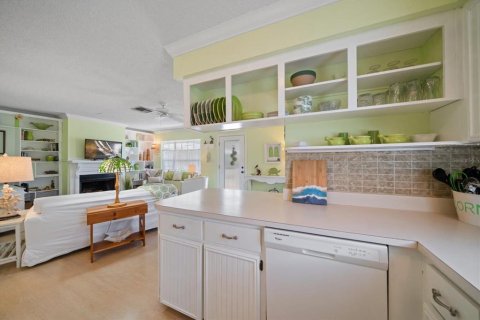 Copropriété à vendre à Indian Rocks Beach, Floride: 2 chambres, 69.21 m2 № 1909528 - photo 16