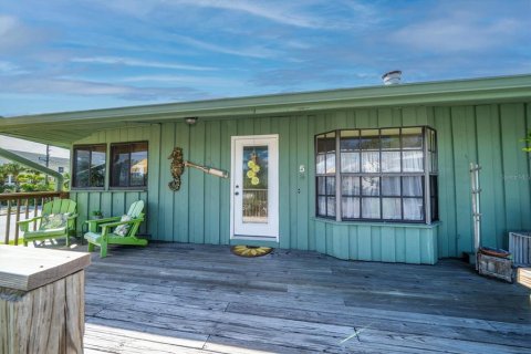 Copropriété à vendre à Indian Rocks Beach, Floride: 2 chambres, 69.21 m2 № 1909528 - photo 2