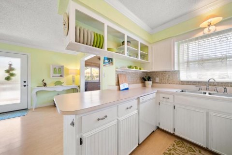 Copropriété à vendre à Indian Rocks Beach, Floride: 2 chambres, 69.21 m2 № 1909528 - photo 12