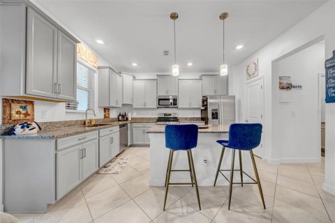 Adosado en venta en New Port Richey, Florida, 4 dormitorios, 229.1 m2 № 1769291 - foto 4